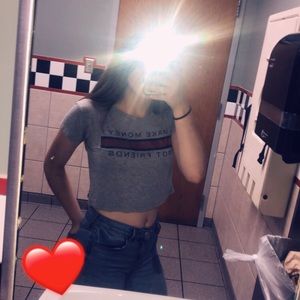 Meet your Posher, Haylee